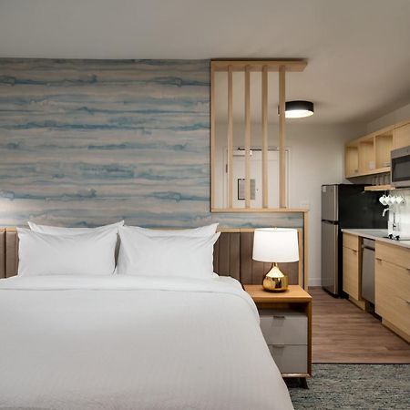 Towneplace Suites By Marriott Houston Tomball Exterior photo